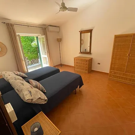 Sunset House Villa *